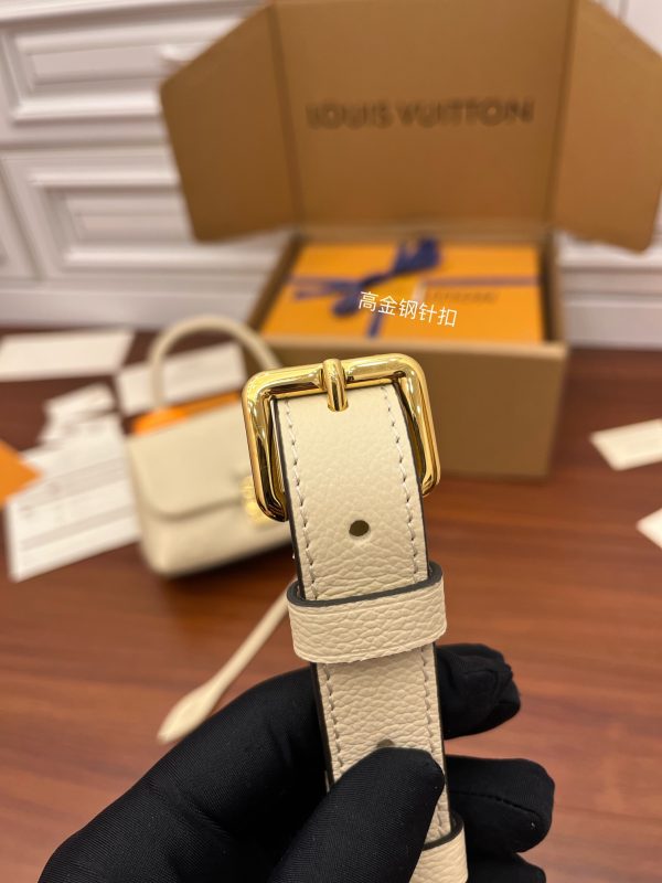 Replica Louis Vuitton Madeleine BB M46008 Handbag - Image 4