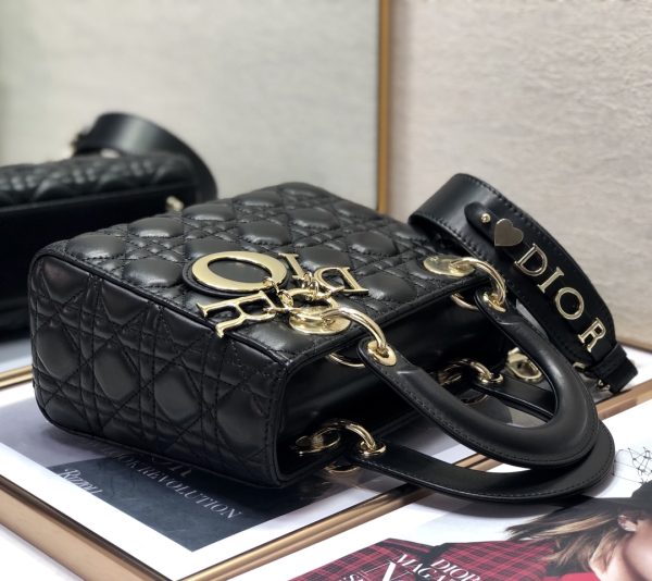 Replica Dior Lady Bag Black Patent Cannage M0565Owcb_M900 - Image 4