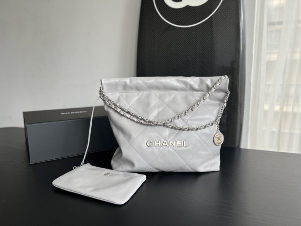 Chanel 22 Replica Bag - White Luxury Clutch