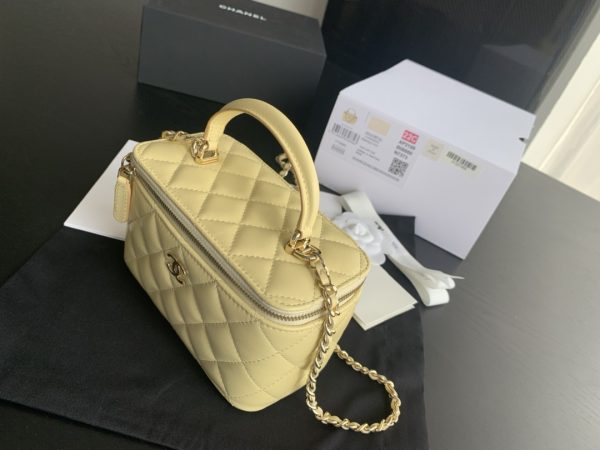 Chanel 22 Yellow Replica Handbag Ap2199 - Image 6