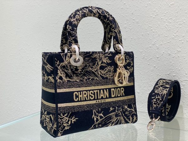 Replica Dior Medium Lady D-Lite Bag – Style M0565Ordz_M911 - Image 7