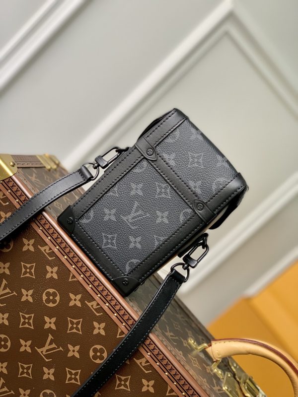 Replica Louis Vuitton M82077 Vertical Trunk Wallet - Image 6