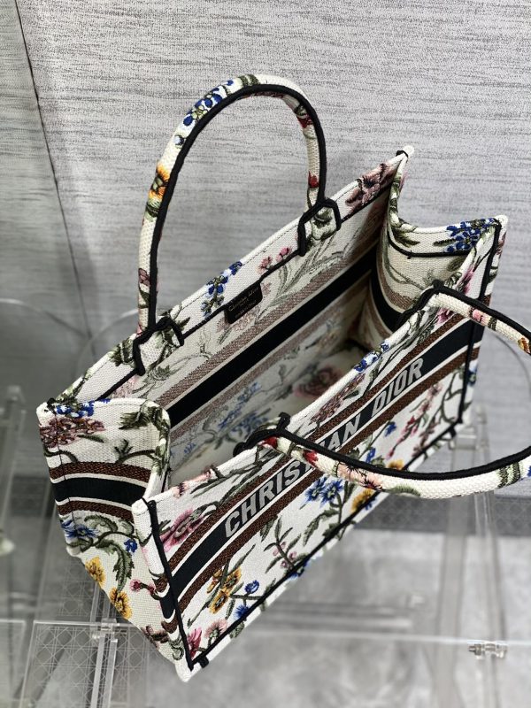 Replica Dior Book Tote White Multicolor Fleurs Embroidery M1296Zeau_M933 - Image 3