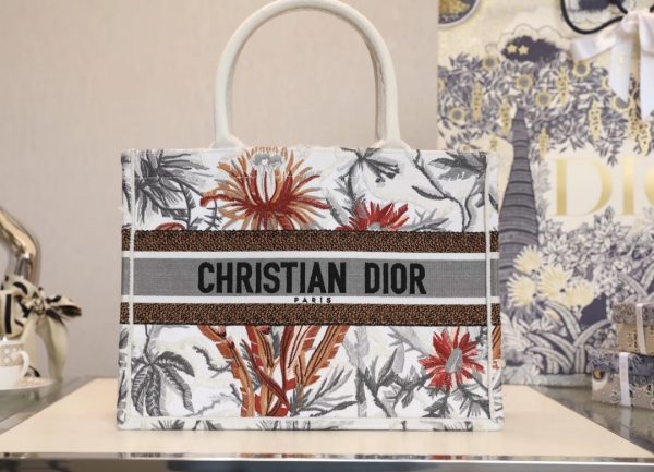 Replica DiorBook Tote – White Multicolor Petites Fleurs Embroidery - Image 9