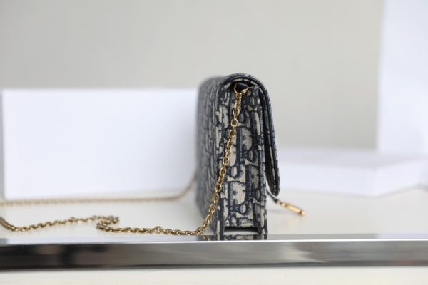 Replica Dior Oblique Saddle Handbag S5698CTZQ – M928 - Image 2