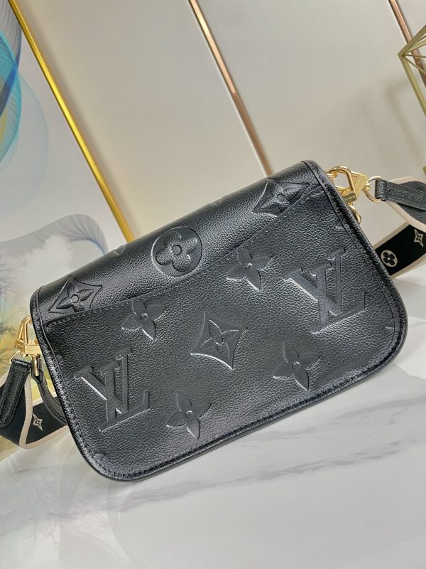 Replica Louis Vuitton Diane M46386 Bag - Stylish & Affordable - Image 6