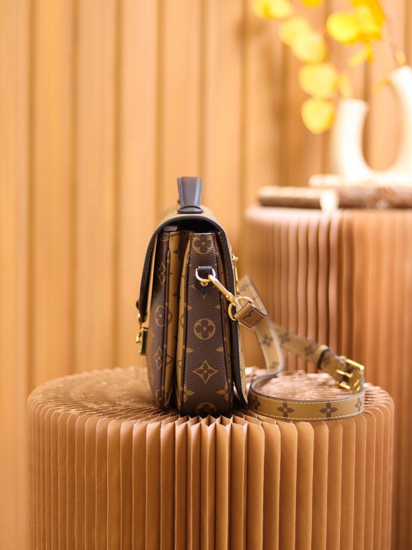 Louis Vuitton Pochette Metis East West Replica M44876 - Image 2