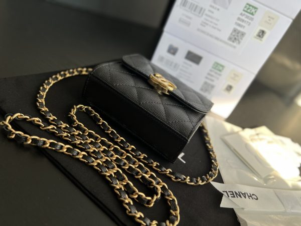 Chanel-Inspired Quilted Clutch with Chain Strap - Image 2