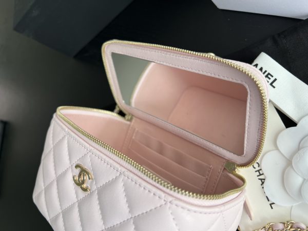 Pink Replica Chanel 22 Bag Ap2199 – Chic & Stylish - Image 3