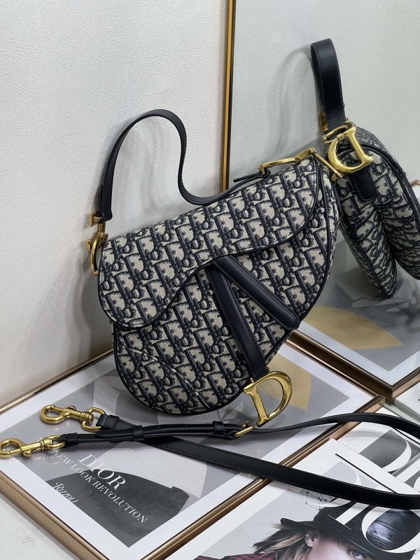 Replica Dior Saddle Bag Blue Oblique Embroidery M0446Criw M928 - Image 6