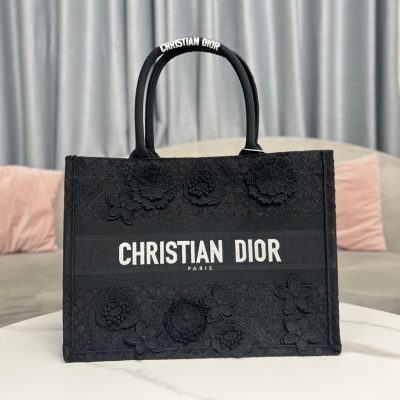 Replica Dior Medium Book Tote D-Lace Macrame Bag M1296Zeax