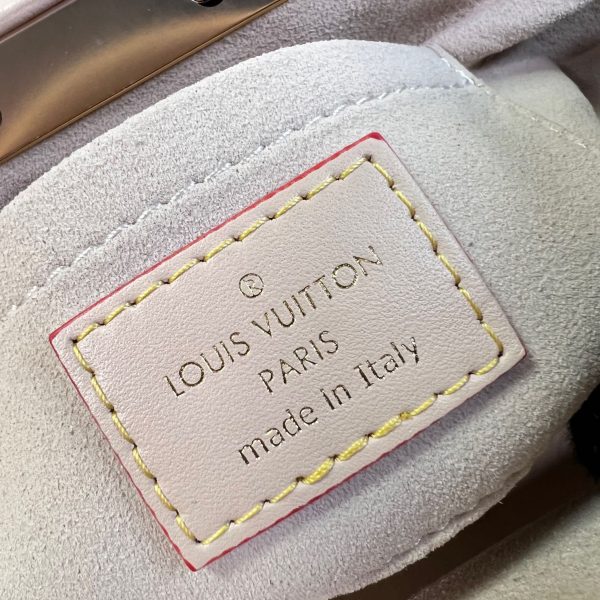 Replica Louis Vuitton Monogram Clutch M46544 - Timeless Elegance - Image 8
