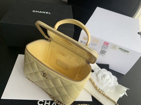 Chanel 22 Yellow Replica Handbag Ap2199 - Image 5