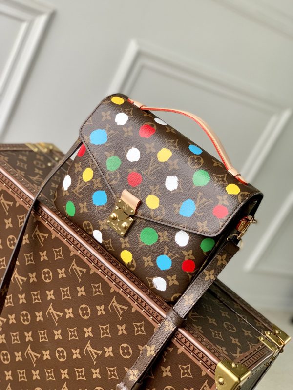 Replica LV YK Pochette Metis M46384 Handbag