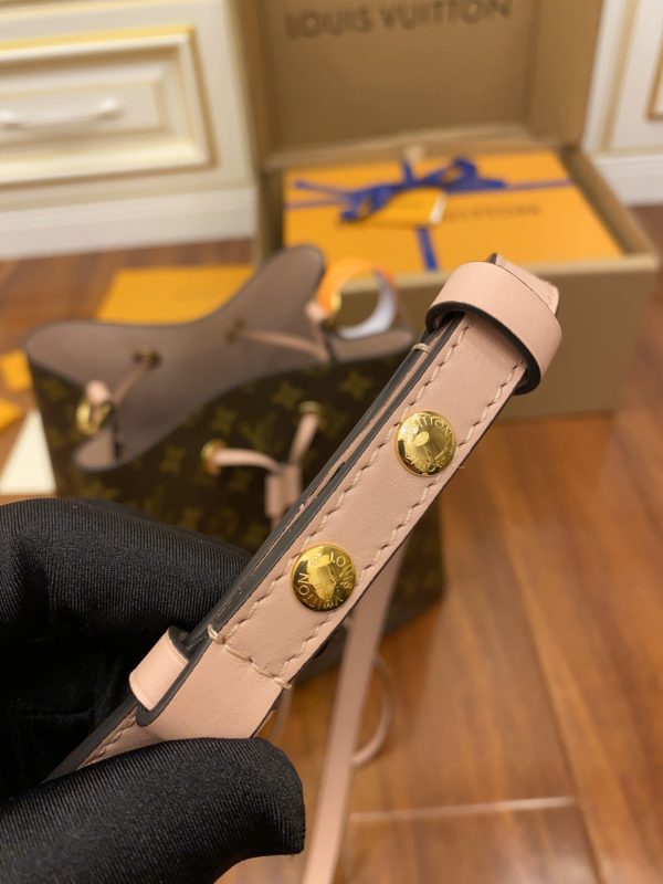 LV Neonoe MM Tote Bag Replica - M44022 - Image 8