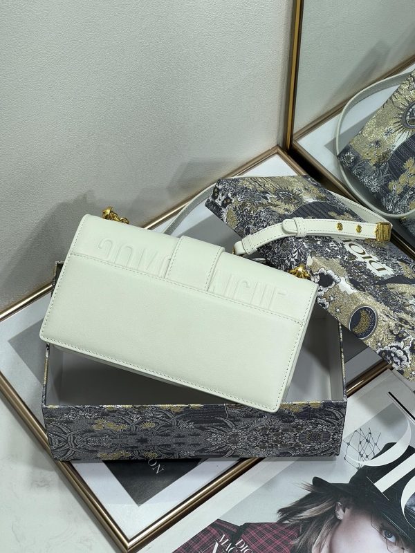 Replica Dior 30 Montaigne Bag – White Box Calfskin S2110Umos_M991 - Image 9