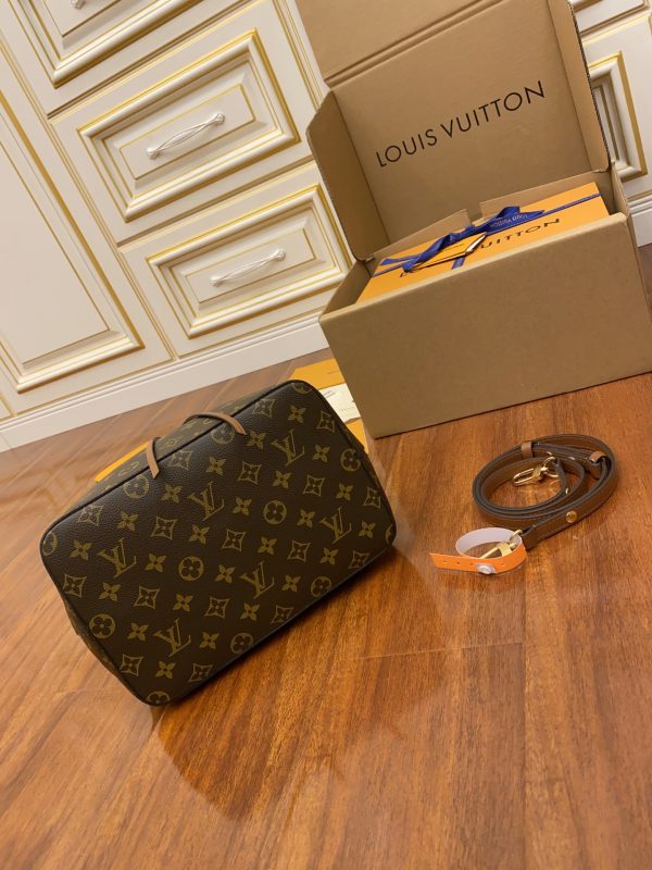 Replica Louis Vuitton Neonoe MM M44887 Handbag - Image 3