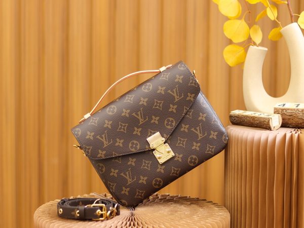 Replica LV Pochette Metis East West M44875 Handbag - Image 2
