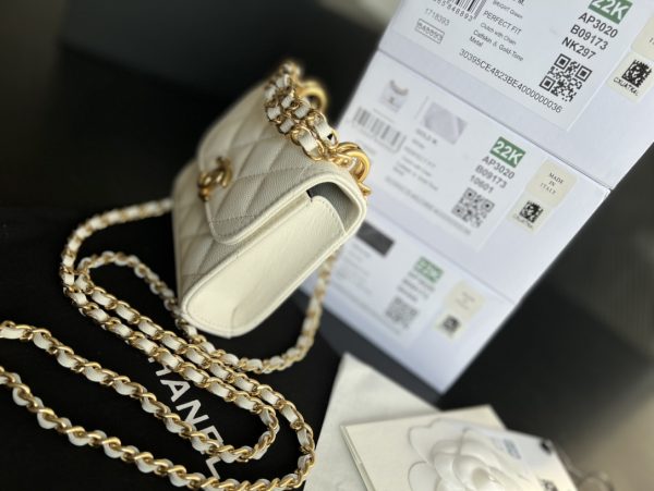 Chanel-Inspired Clutch with Gold Chain, Elegant Replica Design - Image 7