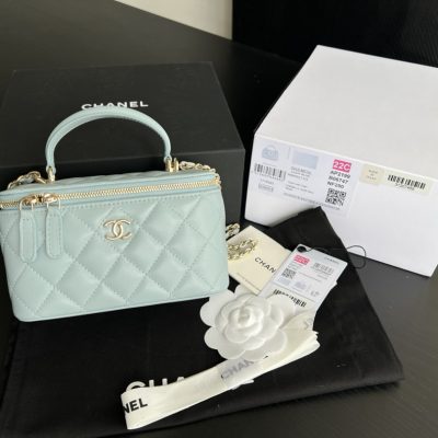 Chanel 22 Cyanine Replica Handbag Ap2199 - Stylish & Elegant