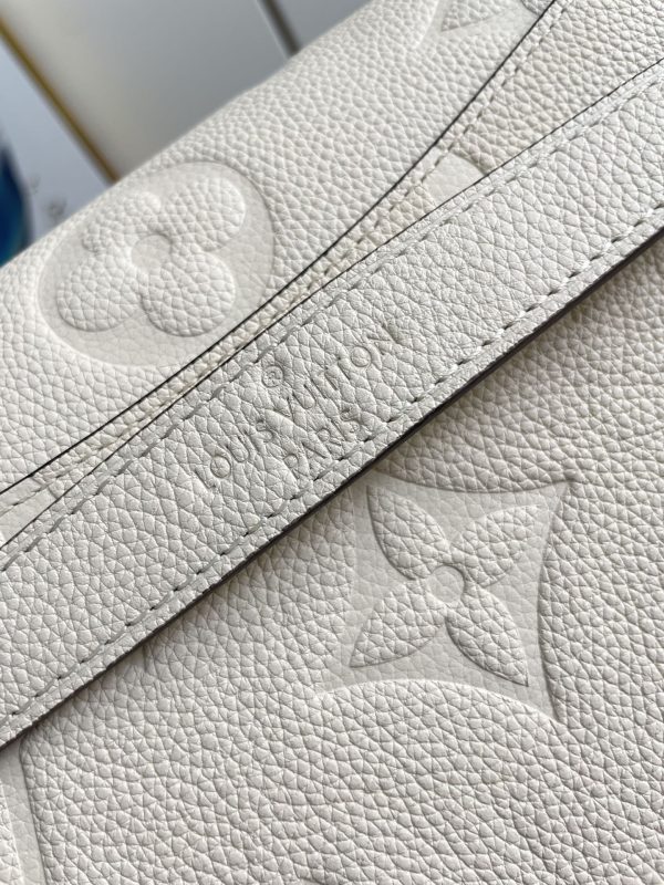 Louis Vuitton Diane M46388 Replica Handbag - Image 3