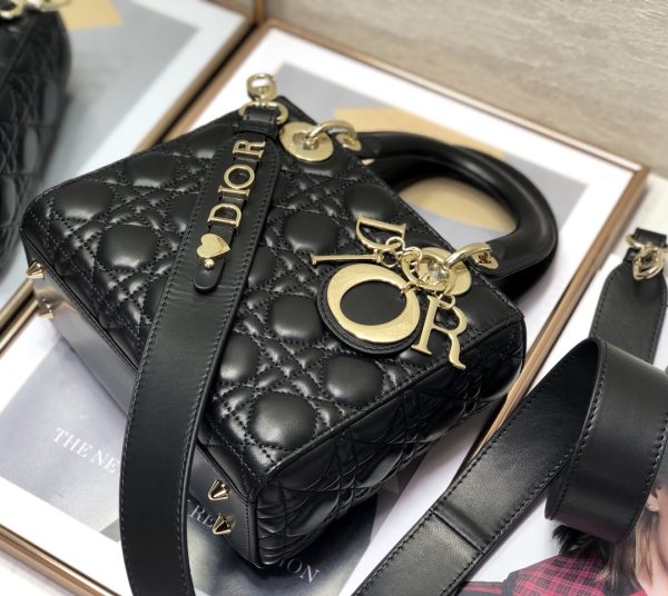 Replica Dior Lady Bag Black Patent Cannage M0565Owcb_M900 - Image 8