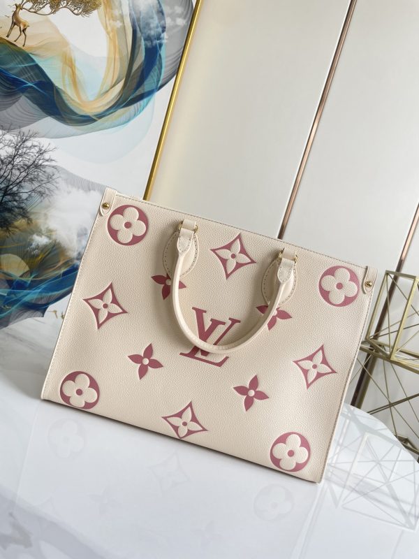 Replica LV Onthego MM Tote Bag M21575 - Stylish & Elegant Design - Image 7