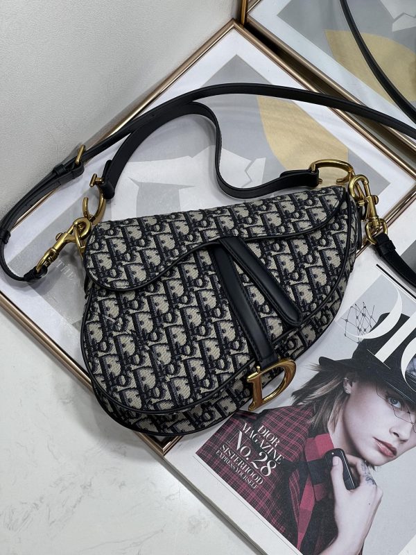 Replica Dior Saddle Bag Blue Oblique Embroidery M0446Criw M928 - Image 5