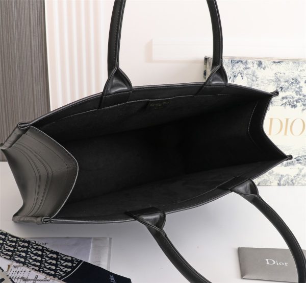 Replica Dior Book Tote: White Multicolor Fleurs Embroidery - Image 3