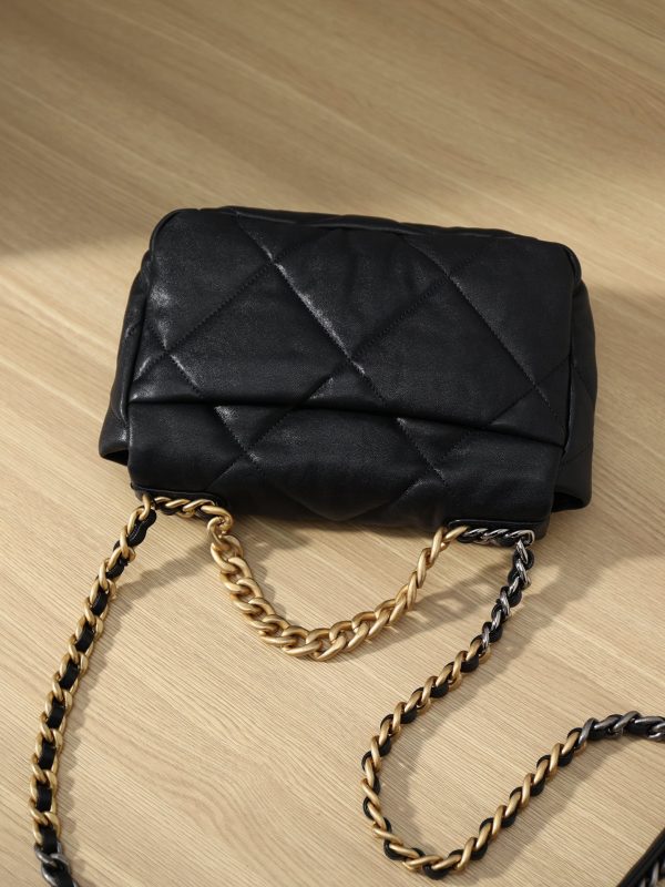 Replica Chanel CF 19 Black Handbag – Timeless Elegance - Image 8