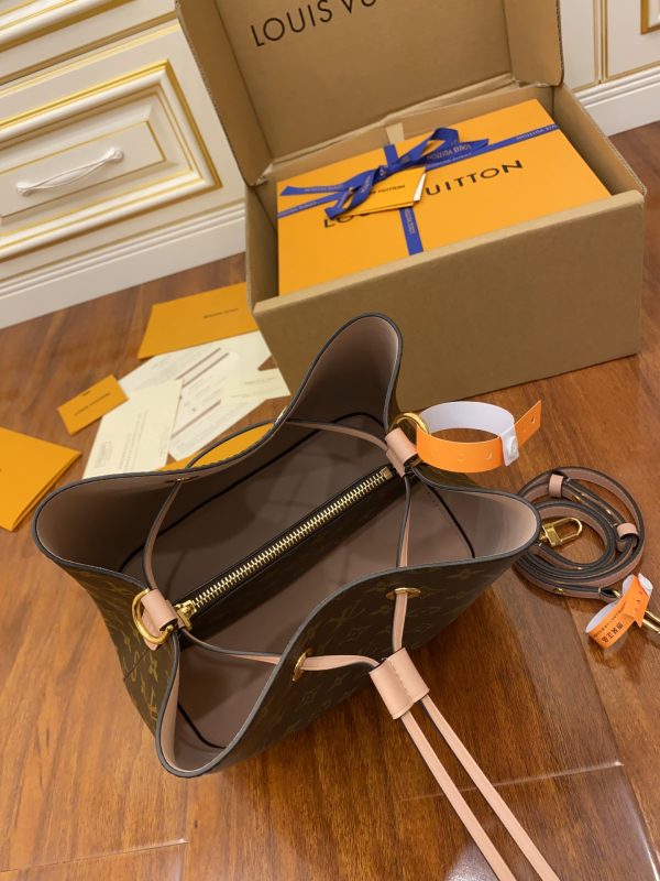 LV Neonoe MM Tote Bag Replica - M44022 - Image 5