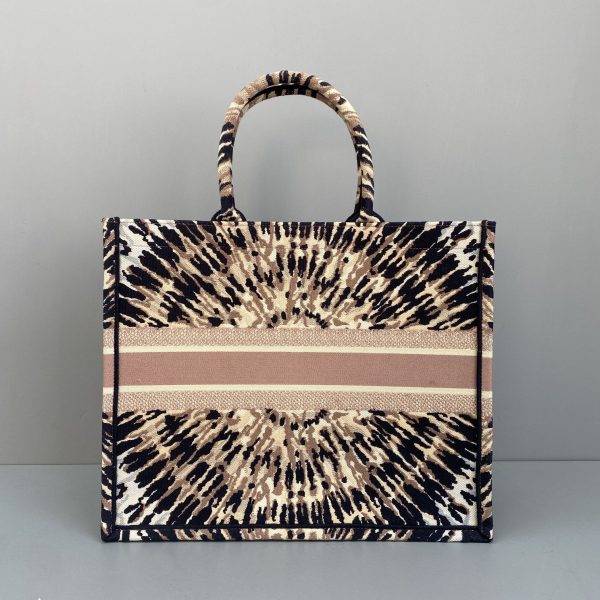 Replica Dior Book Tote with Rnave D'Infini Embroidery - Image 6