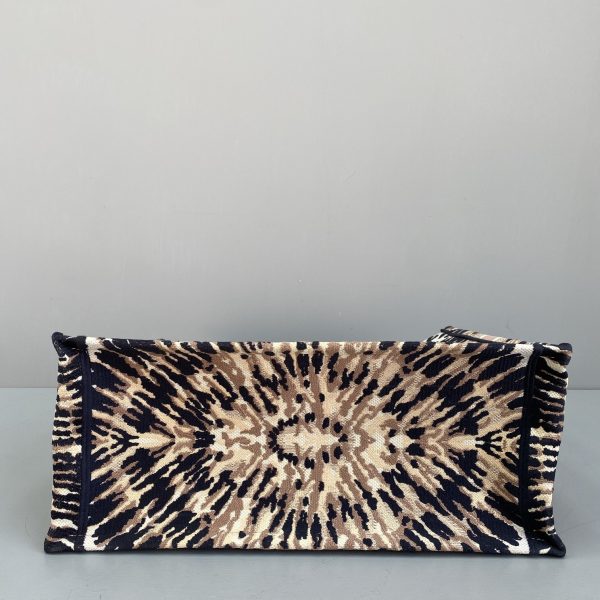 Replica Dior Book Tote with Rnave D'Infini Embroidery - Image 7