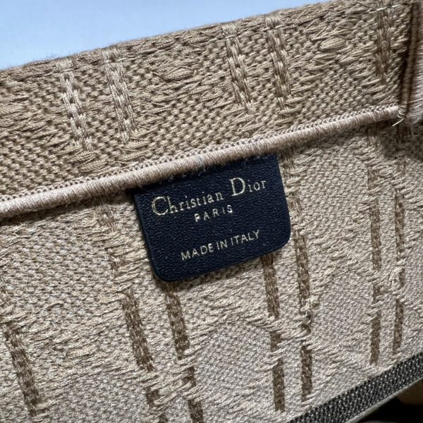Replica Dior Large Natural Cannage Raffia Book Tote - Image 2