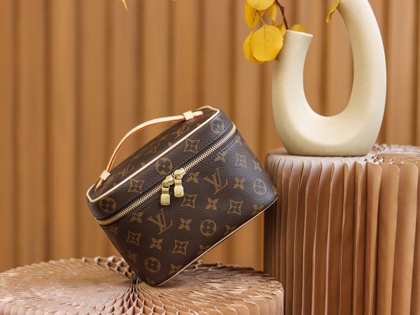 Louis Vuitton Replica Mini Toiletry Pouch M44495 - Image 2