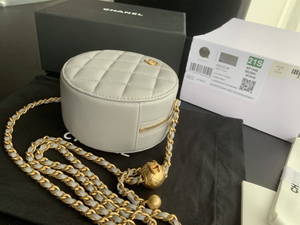 Replica Chanel Grey 1449 Statement Handbag - Image 7