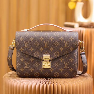 Replica LV Pochette Metis East West M44875 Handbag