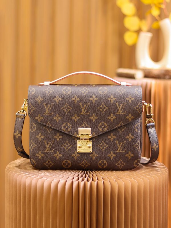 Replica LV Pochette Metis East West M44875 Handbag