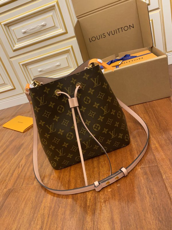 LV Neonoe MM Tote Bag Replica - M44022