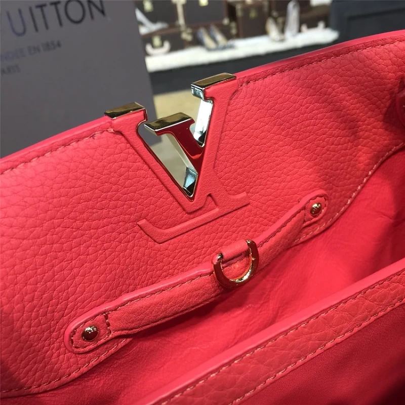Louis Vuitton Capucines MM Tote Bag in Taurillon Leather - Image 3